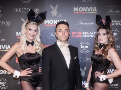 Rolf Steiner a Playboy Bunnies