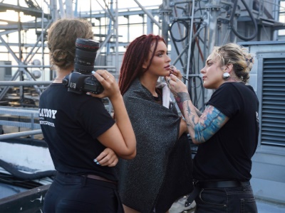 Rachel Karnižová, Anna Koniaeva a Koki: focení srpnové Playmate