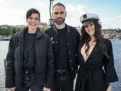 Denisa Gudelj, Alžběta Jungrová a Jáno Bulka - focení červnové Playmate