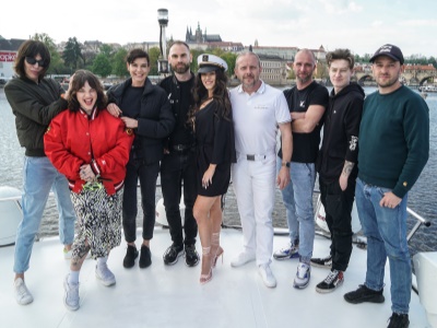 Denisa Gudelj a tým - focení červnové Playmate