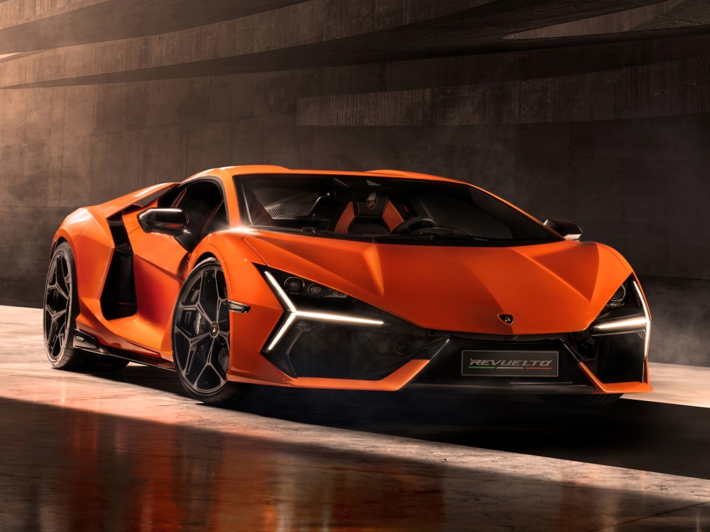 Design a funkce, jak je u Lamborhini zvykem, mají společné poslání – aerodynamickou efektivitu, tedy minimální odpor a maximální přítlak.