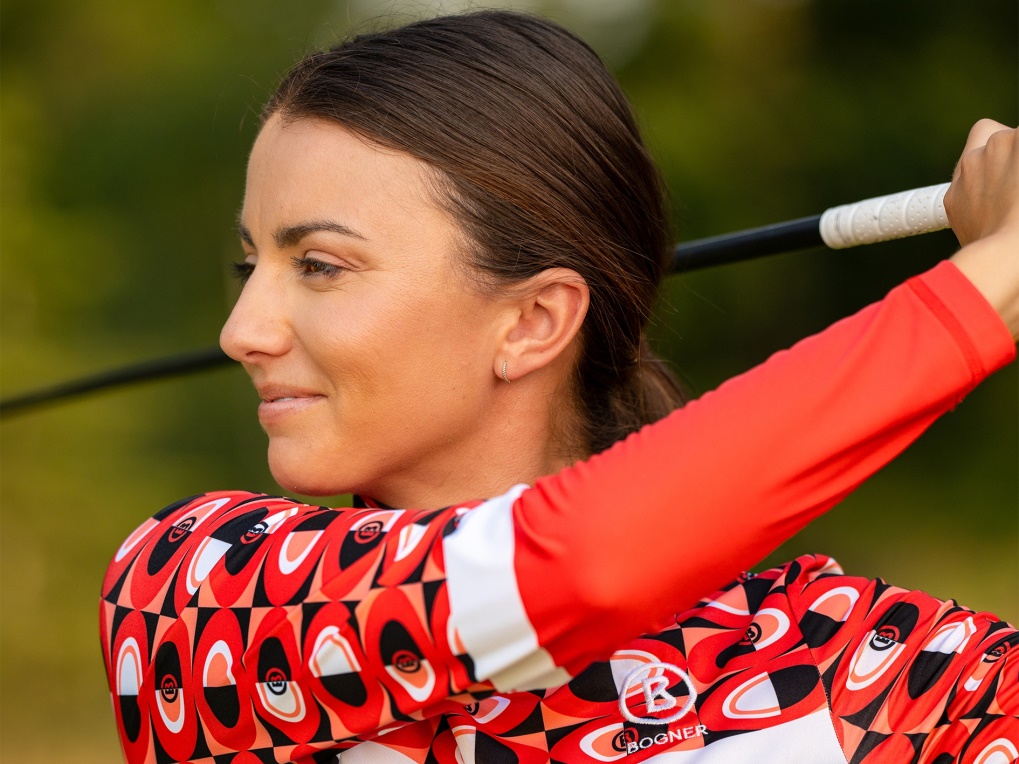 Klára Davidson Spilková, česká profesionální golfistka, do profesionálního golfu vstupovala v šestnácti letech jako nejmladší hráčka v historii Ladies European Tour.
