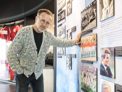 „Hráči anglických klubů jsou rození vítězové, touha vyhrát je silnější než logické uvažování. Hlava je natolik zavařená, že chybí brzda ve smyslu: teď už to dohrajeme do remízy a půjdeme do penalt.“